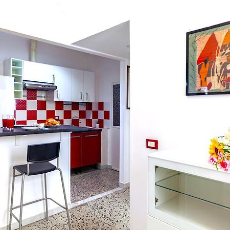 Hostly - Sant'Orsola Suite Apartment โรม ภายนอก รูปภาพ