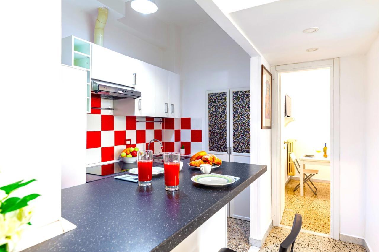 Hostly - Sant'Orsola Suite Apartment โรม ภายนอก รูปภาพ